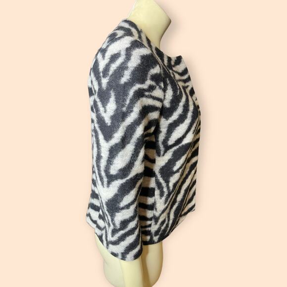 Ann Taylor Zebra Wool 3/4 Length Sleeve Jacket - Picture 4 of 6